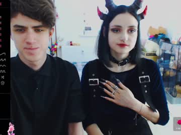 couple Cam Girls Live with _alisa_in_wonderland