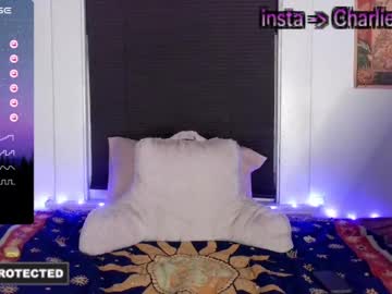 couple Cam Girls Live with charliexella