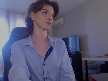 girl Cam Girls Live with two_trunkx