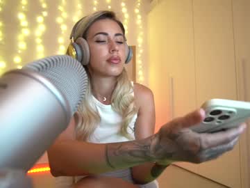 girl Cam Girls Live with laurakozlov