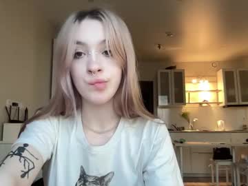 couple Cam Girls Live with milky__coffee