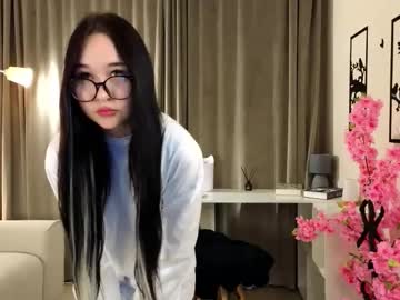 girl Cam Girls Live with kira_dram
