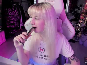 girl Cam Girls Live with rapunzel_cute