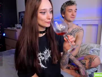 couple Cam Girls Live with arlenhere