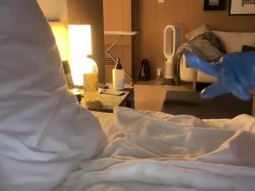 couple Cam Girls Live with canadianwanderlust