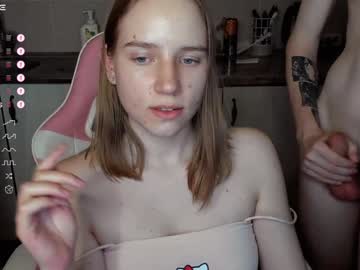 couple Cam Girls Live with skip_london