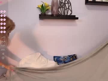 couple Cam Girls Live with tonya__smith