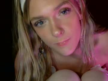 girl Cam Girls Live with elffiee__erotica