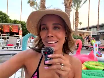 girl Cam Girls Live with kyliekissesxoxo