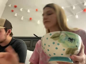 couple Cam Girls Live with valnvlad101