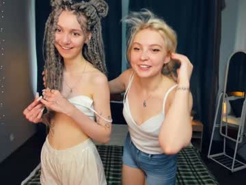 couple
        _medal_of_horny_ cam image #10984