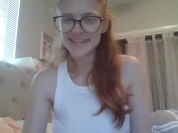 girl Cam Girls Live with lil_red_strawberry