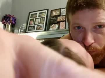 couple Cam Girls Live with midwestunicorns