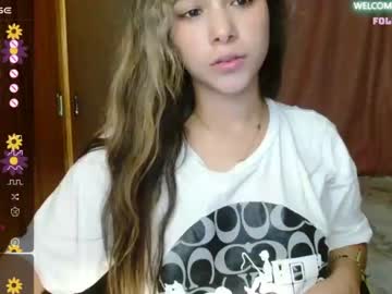 girl Cam Girls Live with soft_doll_small