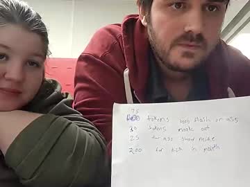 couple Cam Girls Live with mleppo30