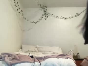 girl
        princesskyliesangel cam image #22014