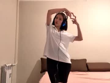 girl
        ladawndepippo cam image #29697