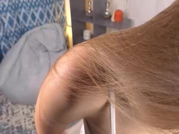 girl Cam Girls Live with anika_heir
