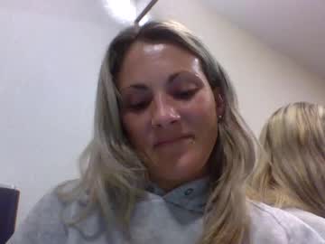 girl
        livydune cam image #24636