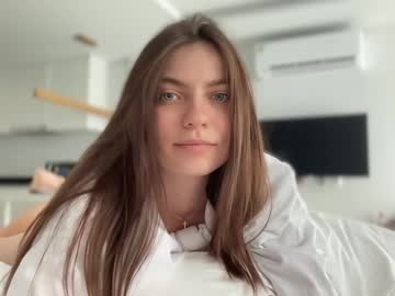 girl Cam Girls Live with kattyyy_catt