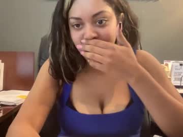 girl
        celestefinesse cam image #11192