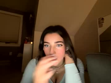 girl
        madlynambrose cam image #33983