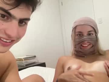 couple Cam Girls Live with nopiercings67