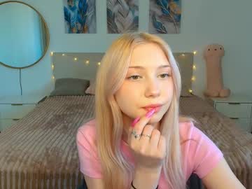 girl
        viellee cam image #36140