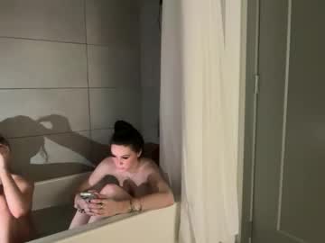 girl
        elliebrooksss cam image #35045