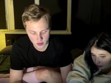 couple Cam Girls Live with love4couple