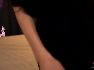 girl Cam Girls Live with lanais_milana