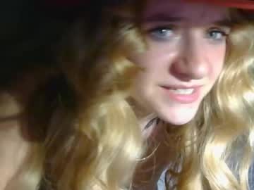 girl Cam Girls Live with carolinecowgirl