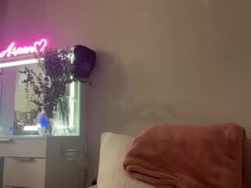 couple Cam Girls Live with 23reasonswhy