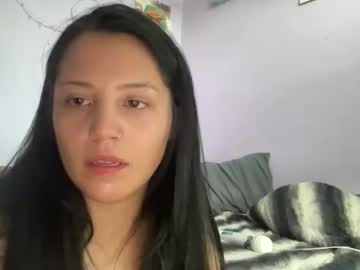 girl
        leylamar cam image #15150