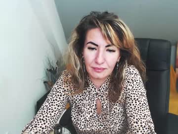 girl
        cassiejonas cam image #4641