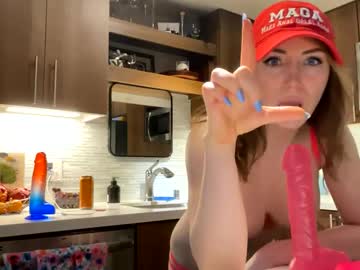 girl Cam Girls Live with h3r3cums_trouble
