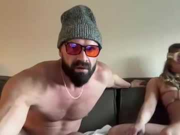 couple Cam Girls Live with balkanmuscle