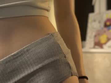 girl
        brendasnight cam image #8527