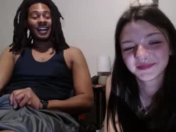 couple Cam Girls Live with youlovesolana
