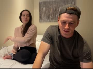 couple Cam Girls Live with lonewolfffy