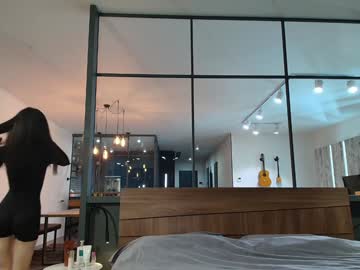 girl Cam Girls Live with milla_bella