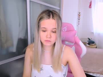 girl
        miss__selena cam image #7626
