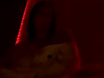 girl
        trinitie_ cam image #18133