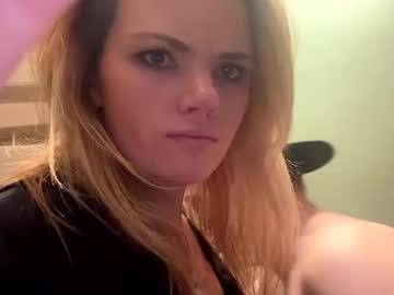 couple
        mac30308 cam image #33997