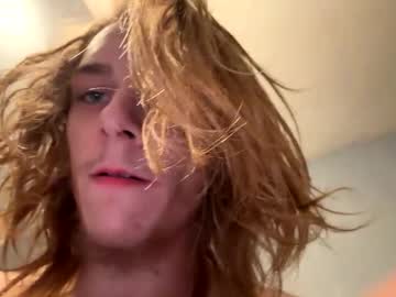 couple Cam Girls Live with pretty_tootsie