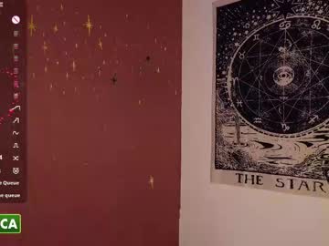 girl
        lilla_goddess_of_transforming_ cam image #33435