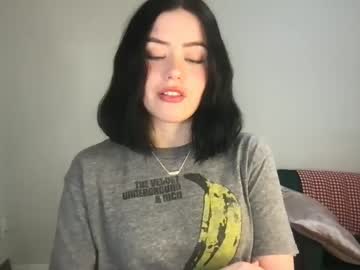 girl
        littlesugarpea cam image #1971