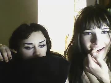 girl Cam Girls Live with ravyn_nyx