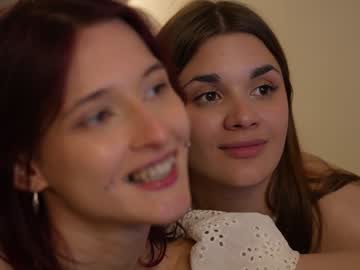 couple
        vanessa_blu cam image #15210