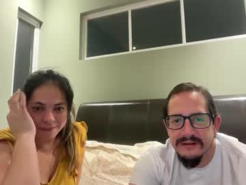couple Cam Girls Live with awesome_couple_hell